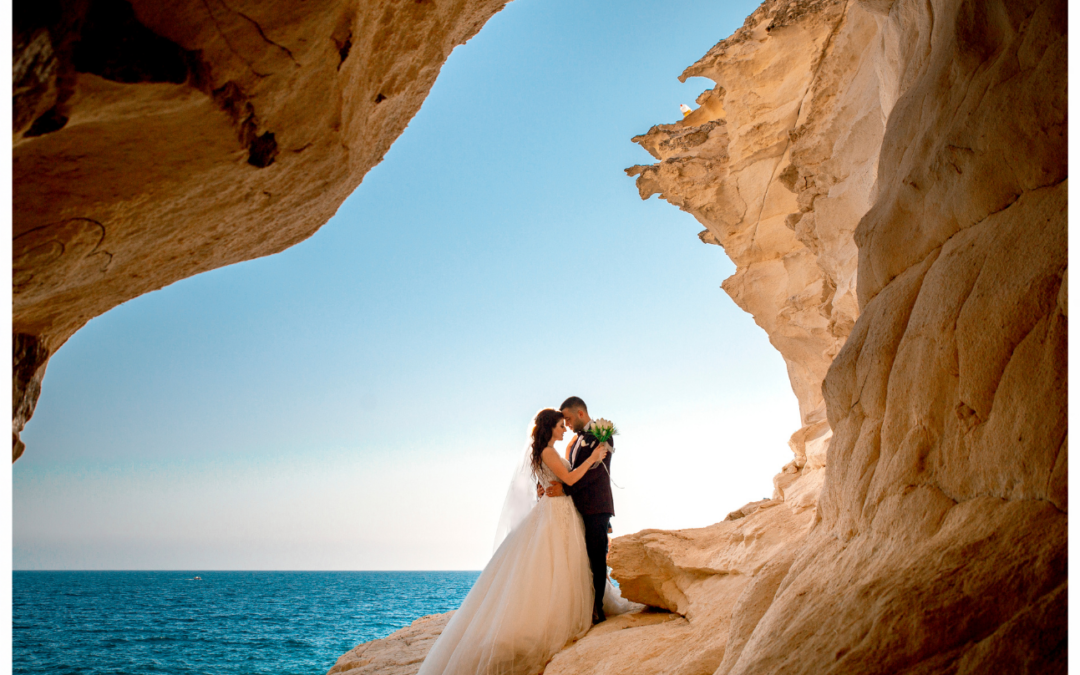 How to Plan a Honeymoon: A Month-by-Month Timeline